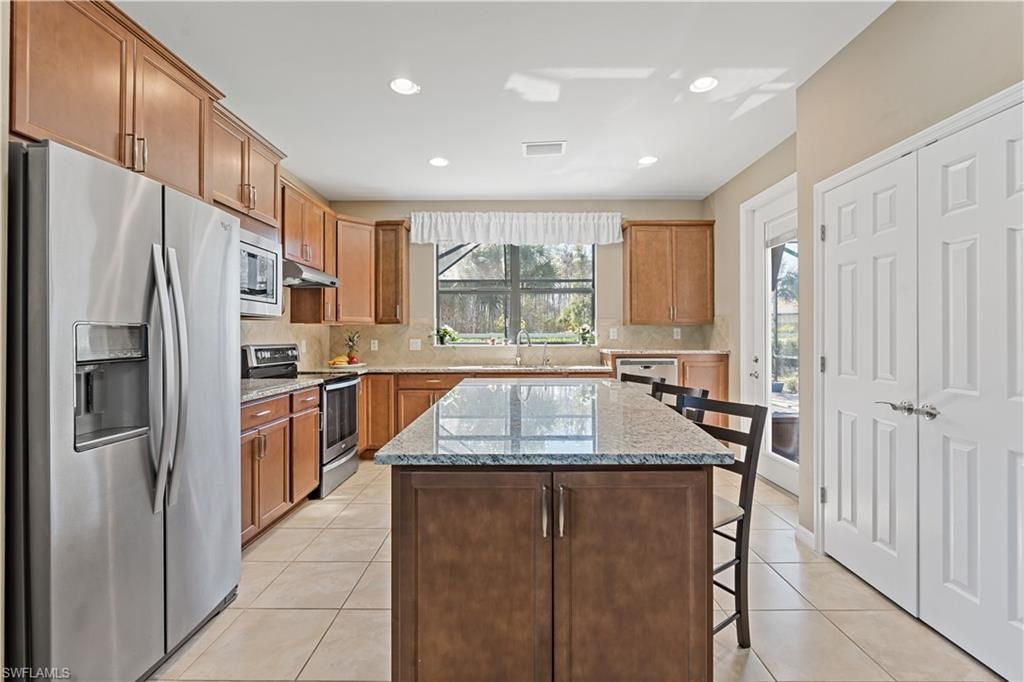 10801 Glenhurst St, Fort Myers, FL 33913 Photo