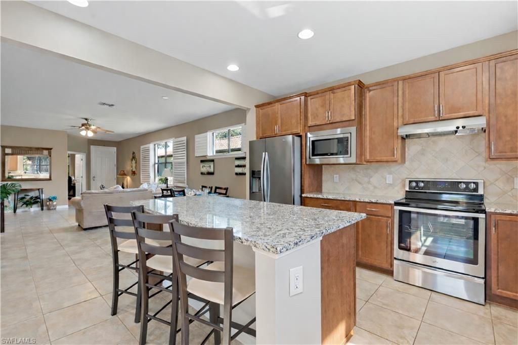 10801 Glenhurst St, Fort Myers, FL 33913 Photo