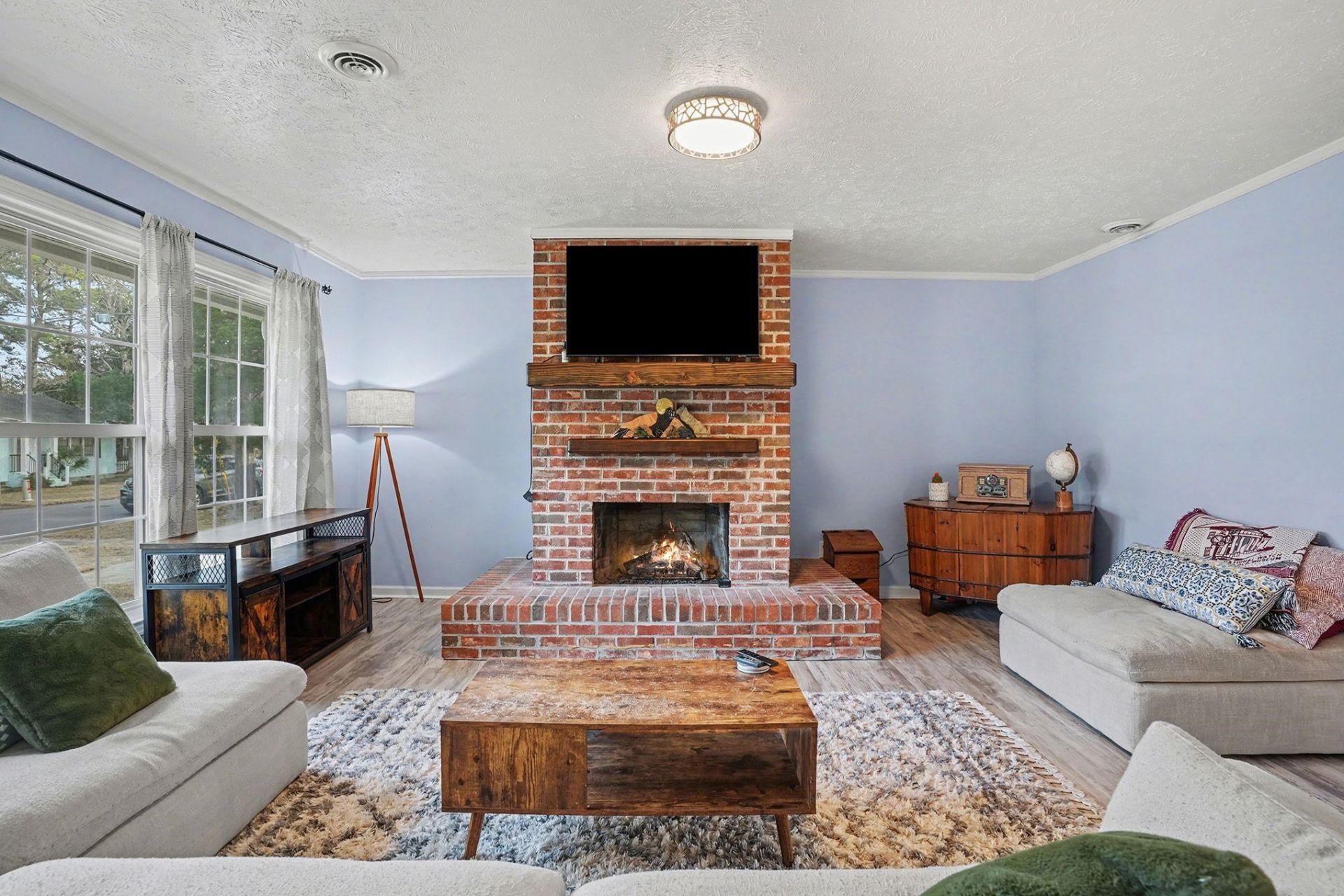 317 Jay St. Photo 10