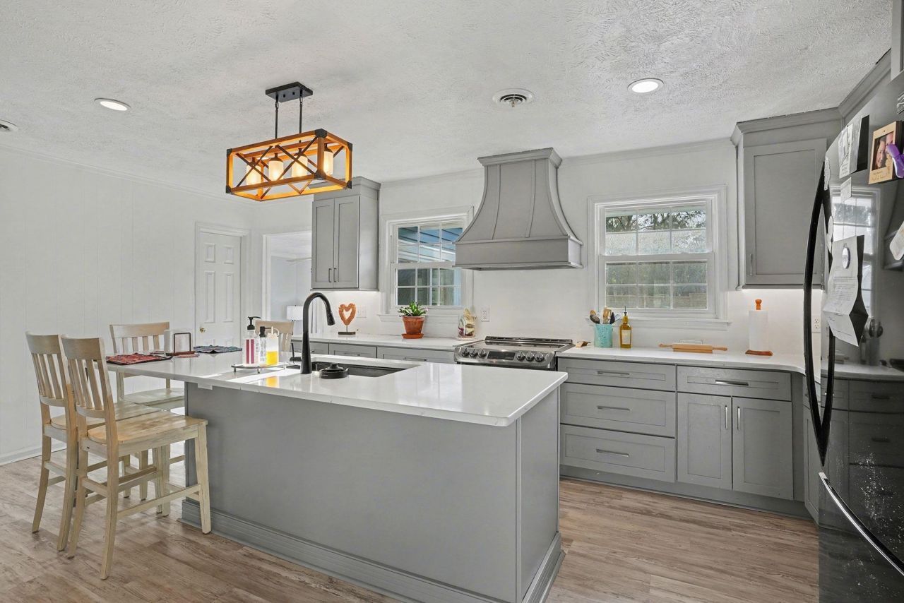 317 Jay St. Photo 13