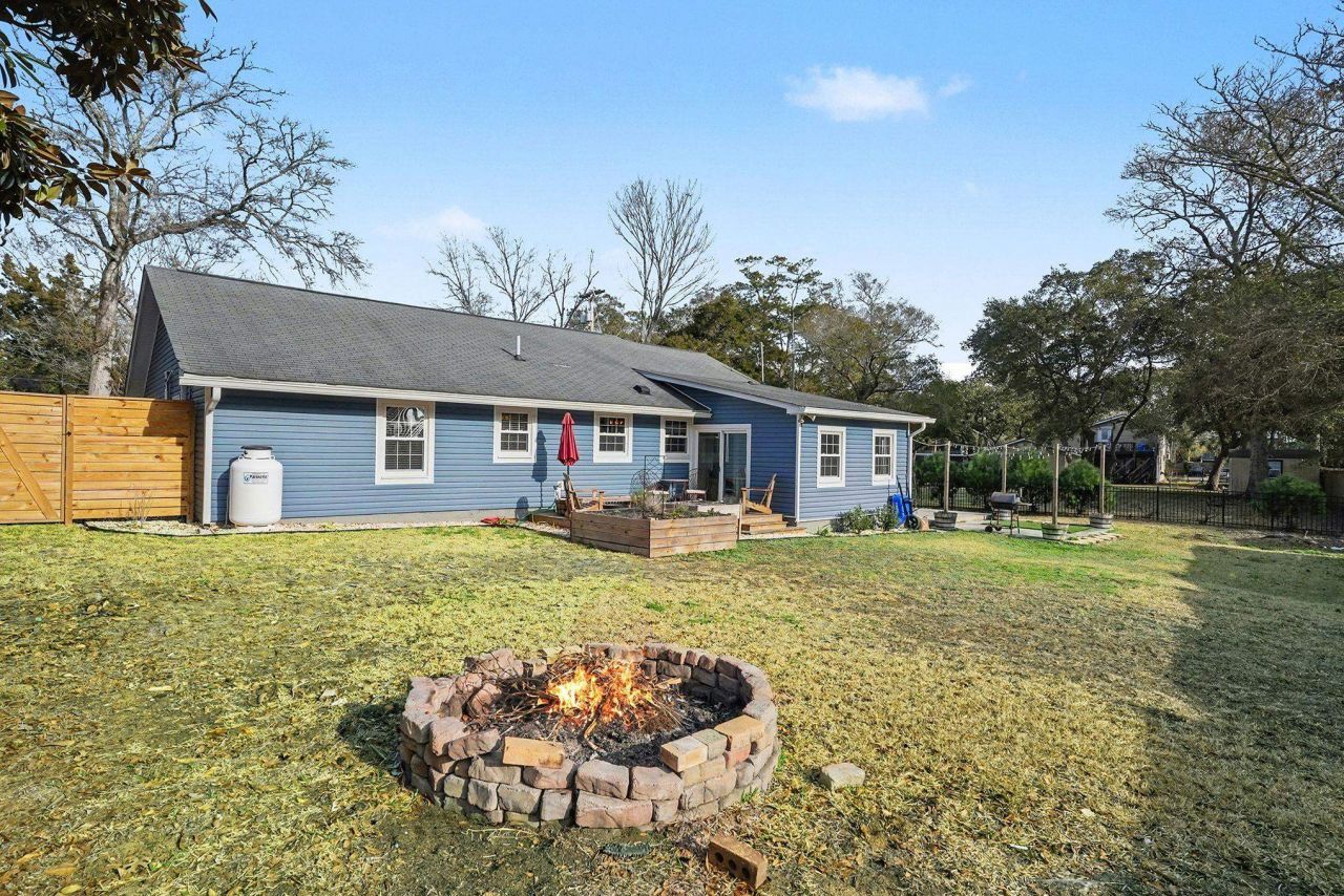 317 Jay St. Photo 35