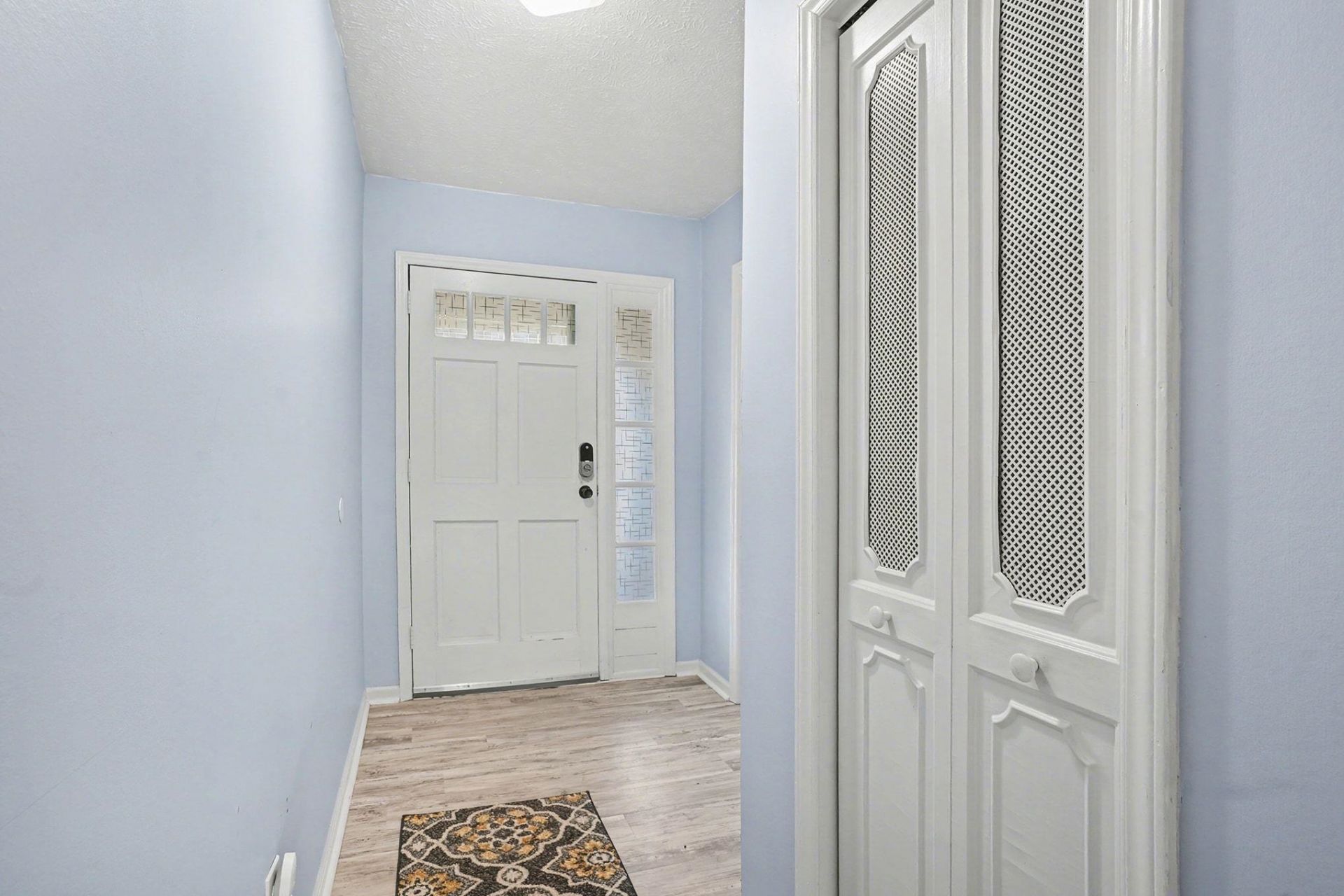 317 Jay St. Photo 6
