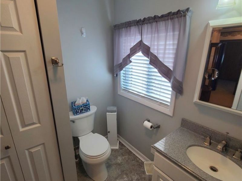 49408 State Route 250, Adena, OH 43901 Photo 16