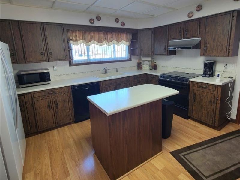 49408 State Route 250, Adena, OH 43901 Photo 9