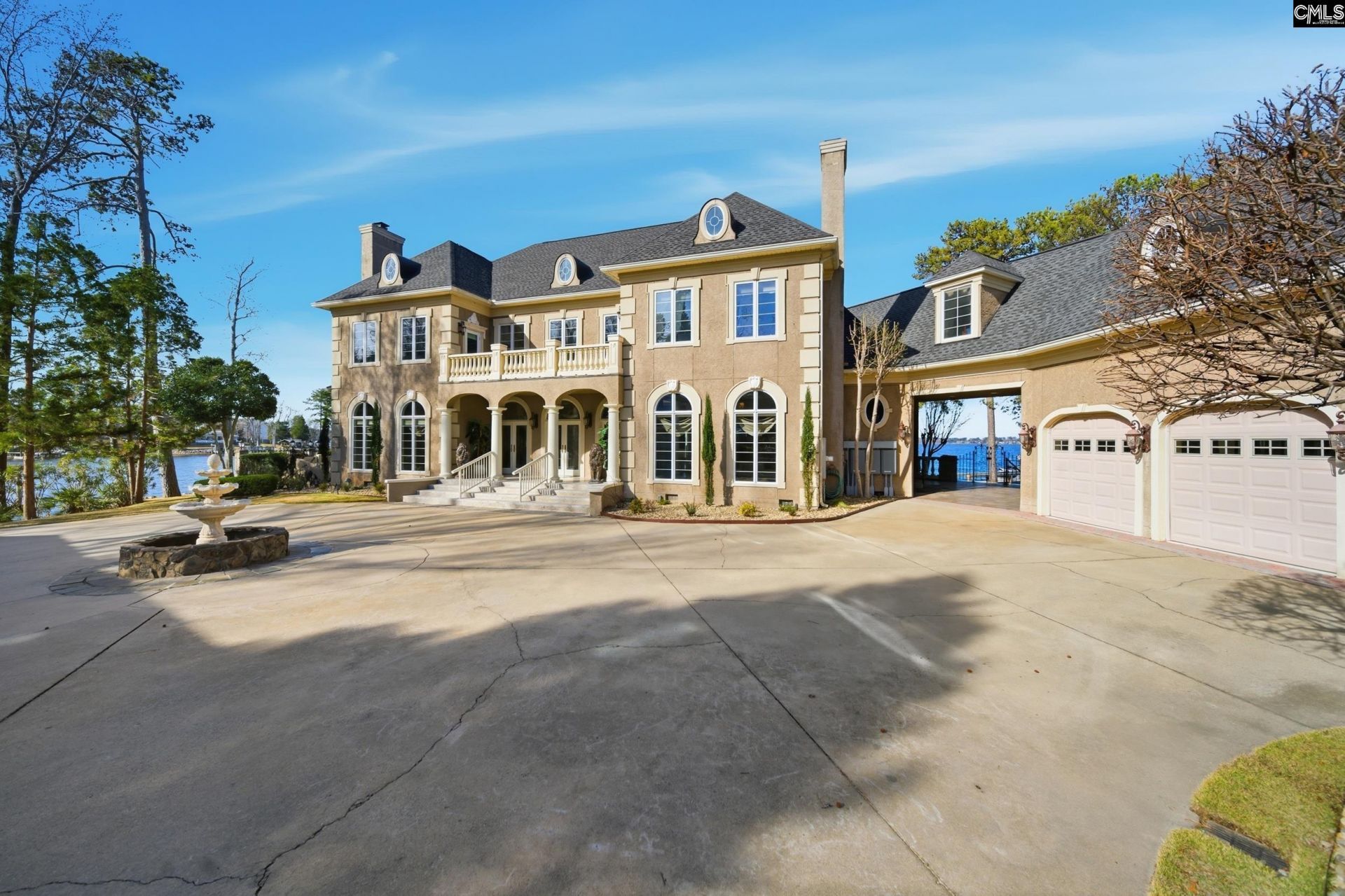 180 Lillian Street Photo 10