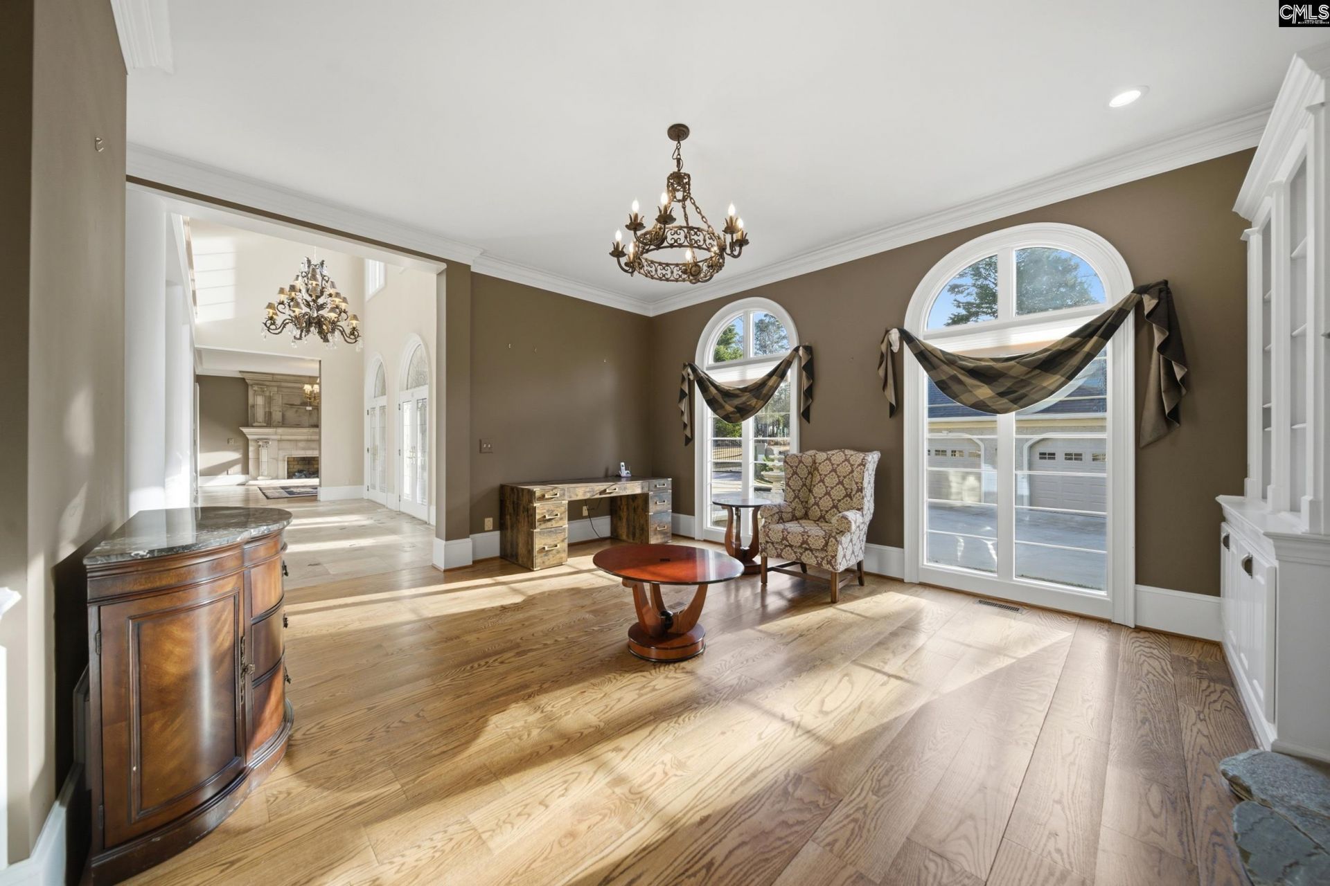 180 Lillian Street Photo 15