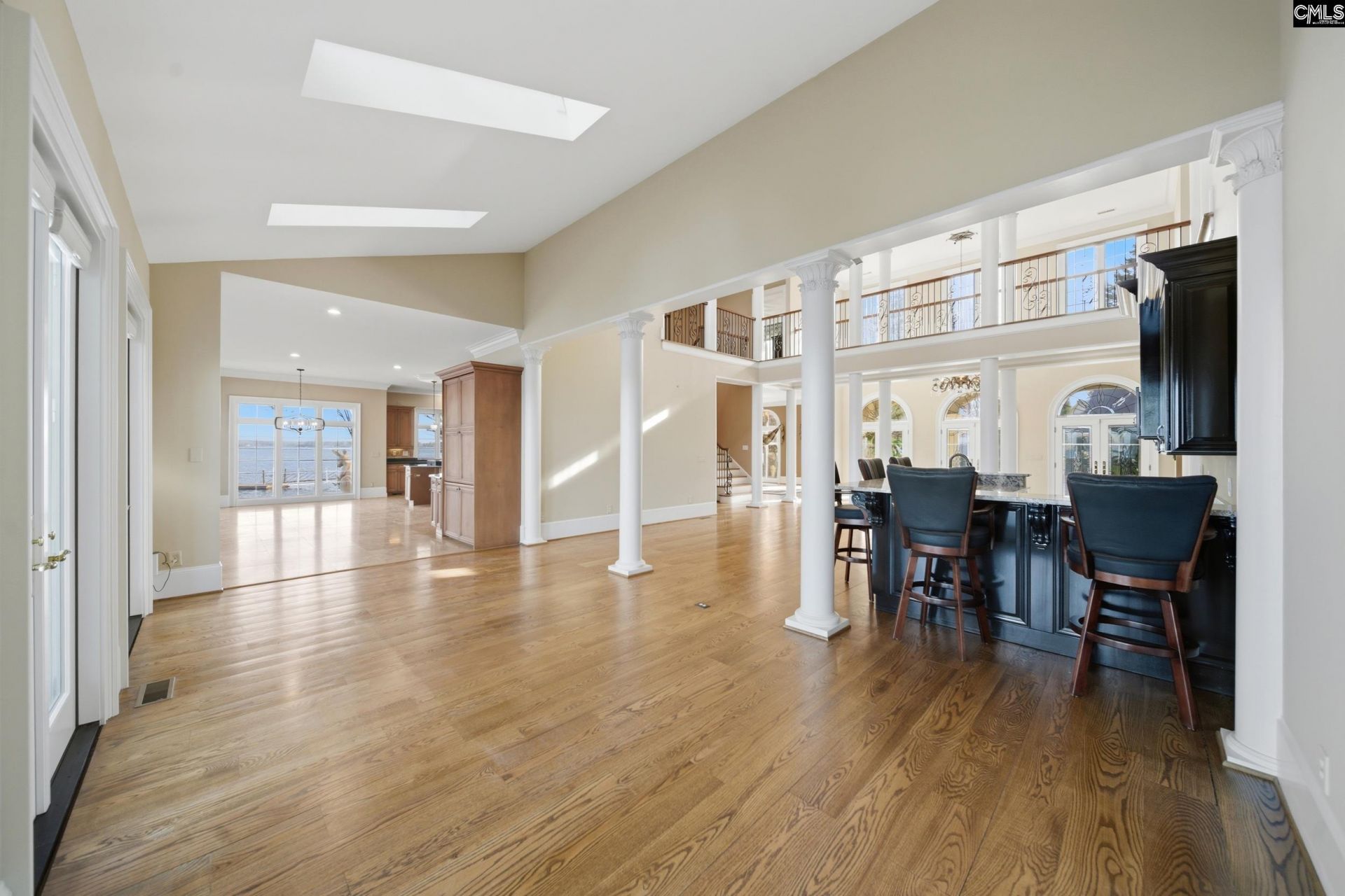 180 Lillian Street Photo 34