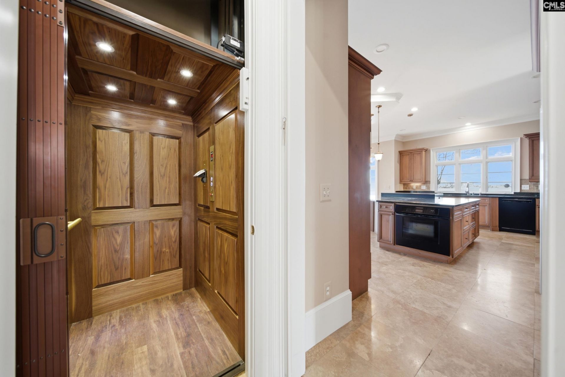 180 Lillian Street Photo 42