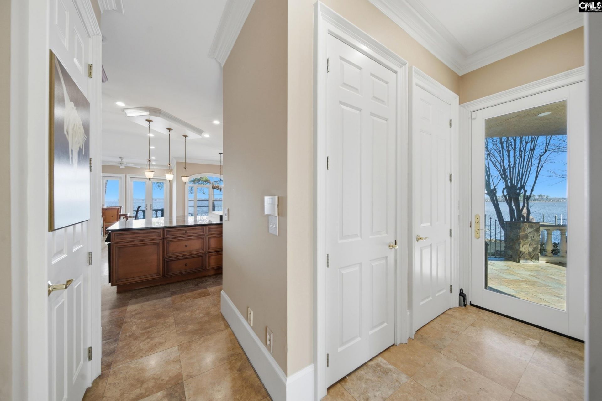 180 Lillian Street Photo 44