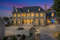 180 Lillian Street  photo 4