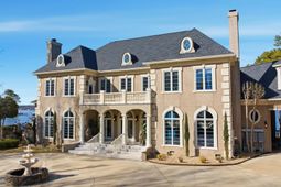 180 Lillian Street photo 4