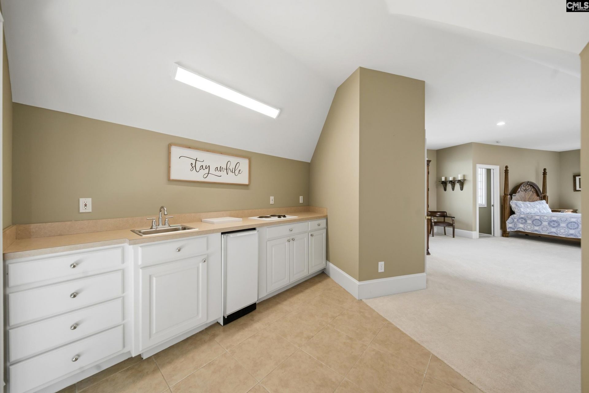 180 Lillian Street Photo 53