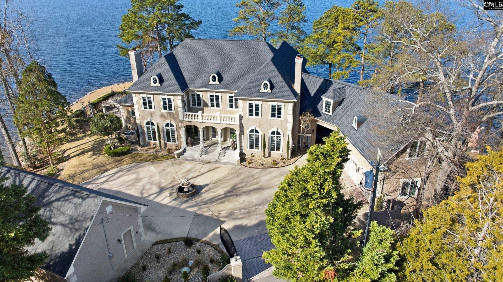 180 Lillian Street Photo 6