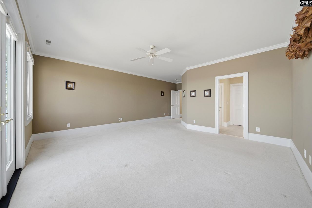 180 Lillian Street  Photo 69