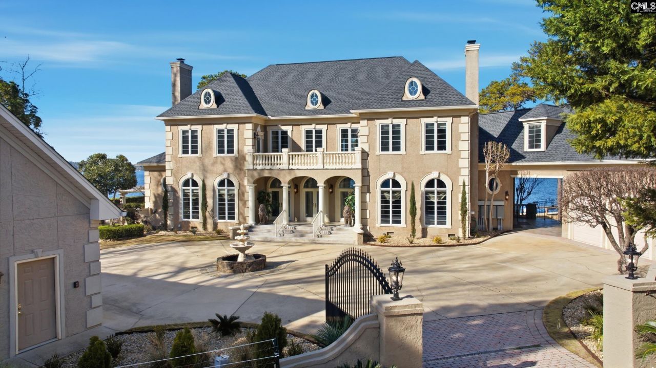 180 Lillian Street  Photo 80