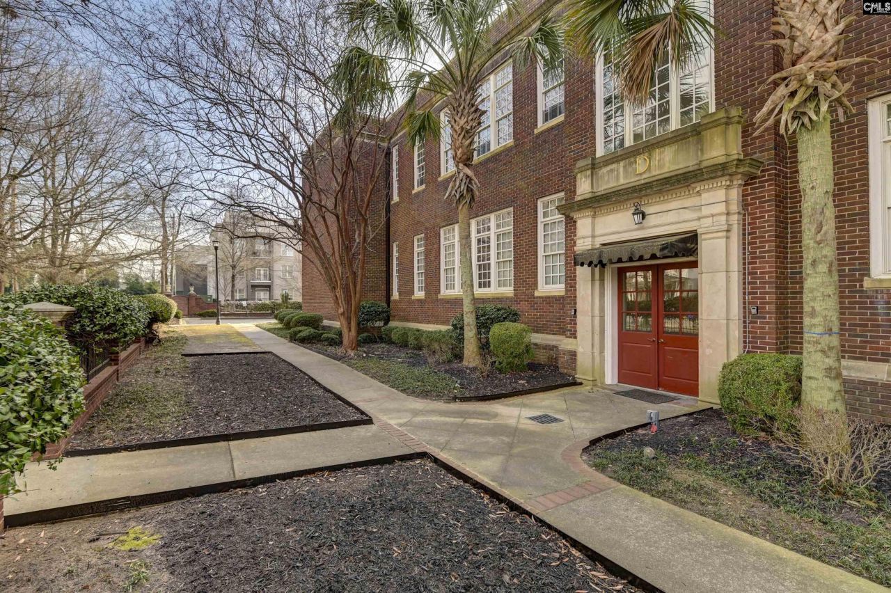 705 Maple Street Photo 27