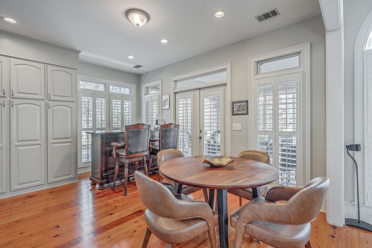 8600 Timbermarsh Lane Photo 20