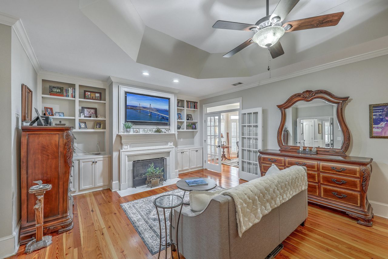 8600 Timbermarsh Lane Photo 25