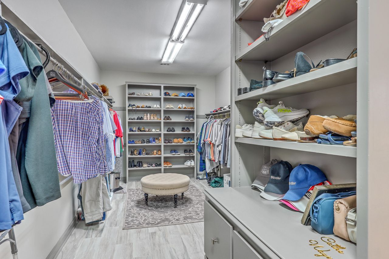 8600 Timbermarsh Lane Photo 33