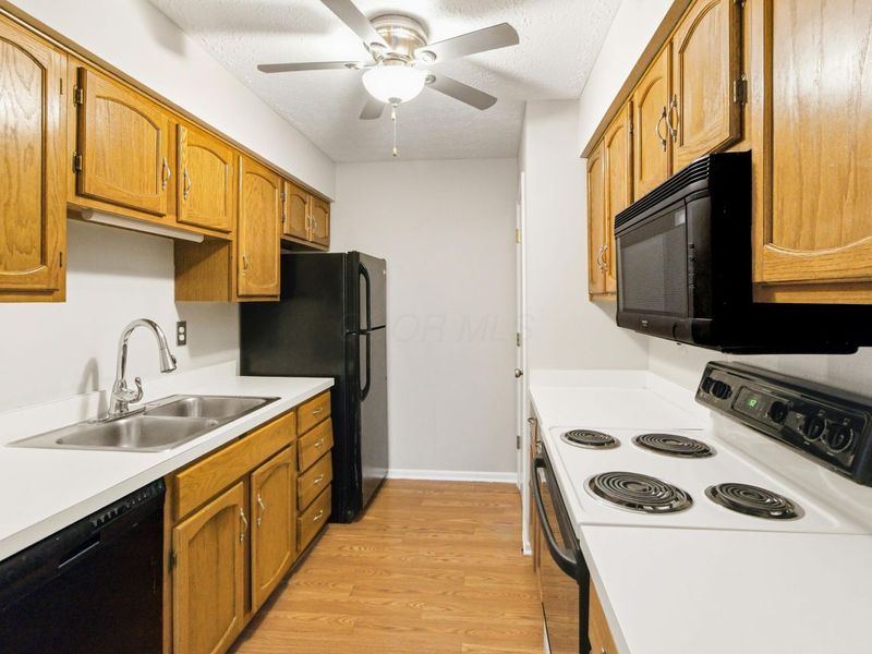 1797 Quarry Ridge Drive, Columbus, OH 43232 Photo 11