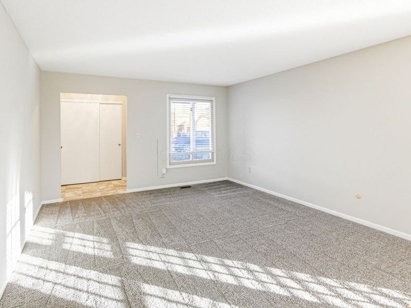 1797 Quarry Ridge Drive, Columbus, OH 43232 Photo 3