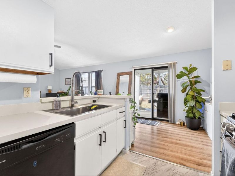 1135 Coventry Way , Unit B, Marysville, OH 43040 Photo 16