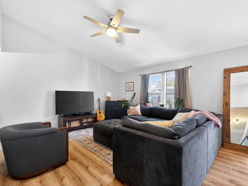 1135 Coventry Way , Unit B, Marysville, OH 43040 Photo 8