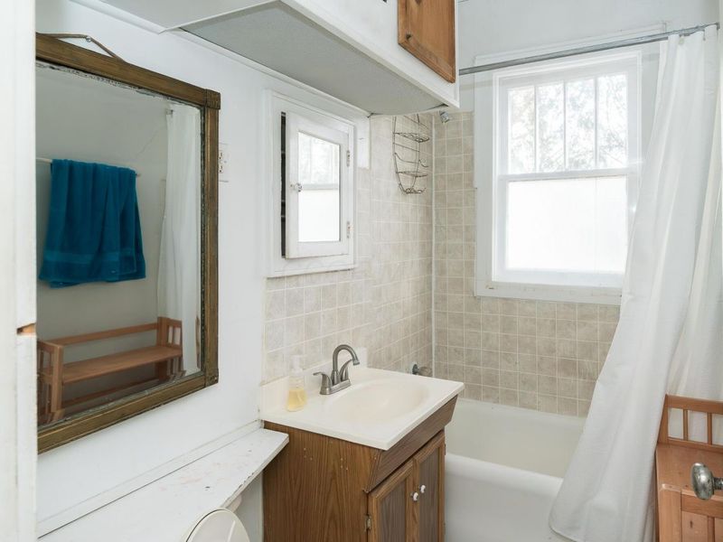 263 W North Broadway Street, Columbus, OH 43214 Photo 10