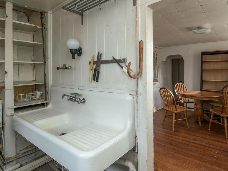 263 W North Broadway Street, Columbus, OH 43214 Photo 7