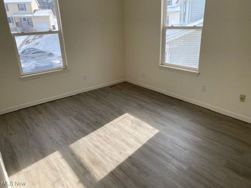 515 Flamos Circle NE, Canton, OH 44704 Photo 6