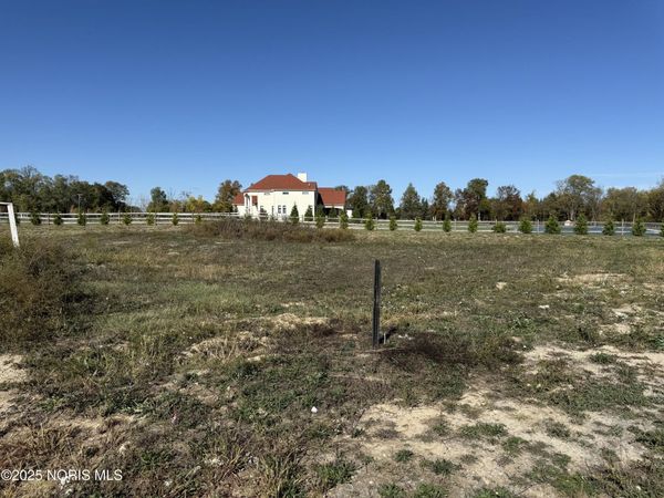 5528 Olive Tree Lane, Monclova, OH 43542