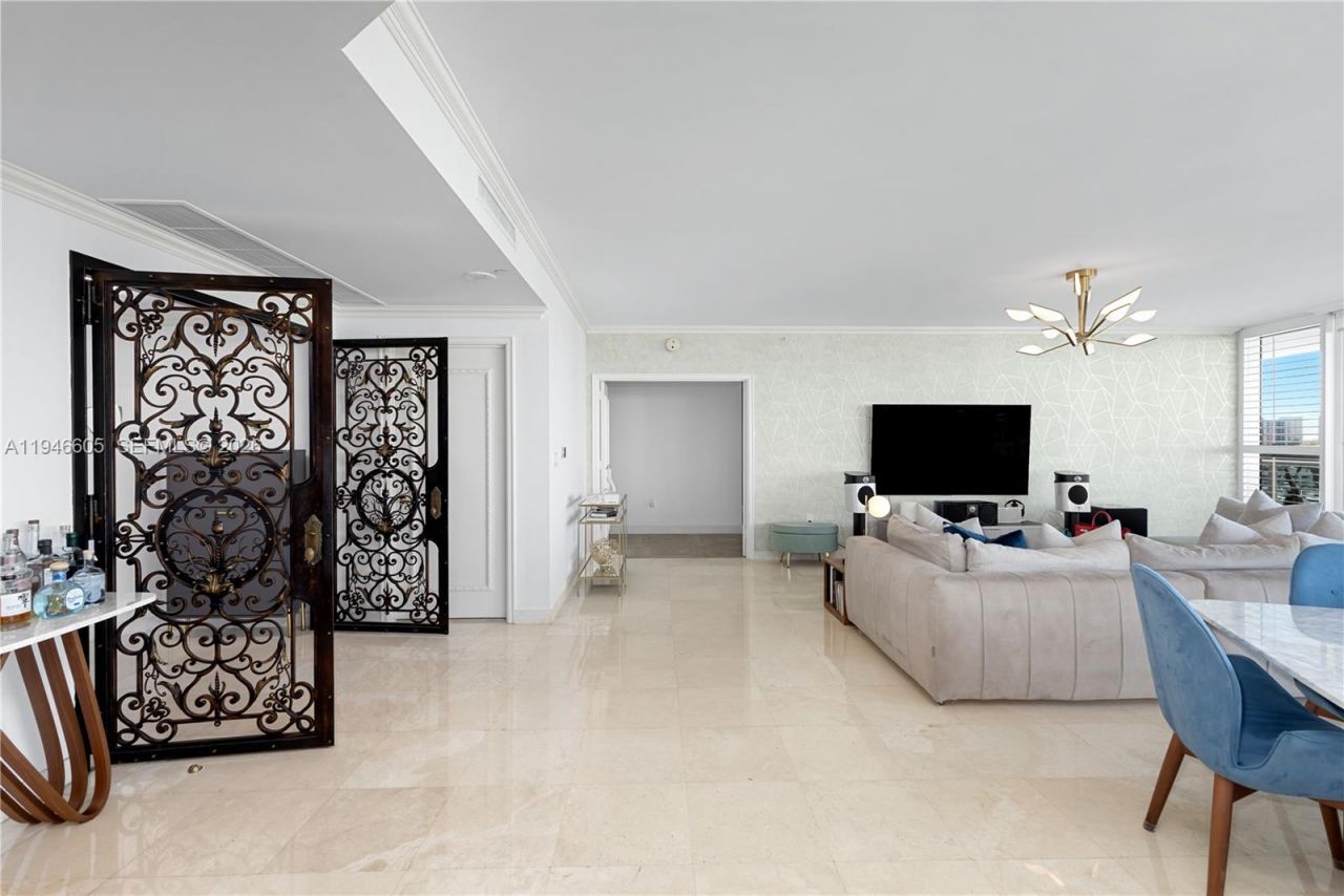 19955 NE 38th Ct, Unit 1101, Aventura, FL 33180 Photo