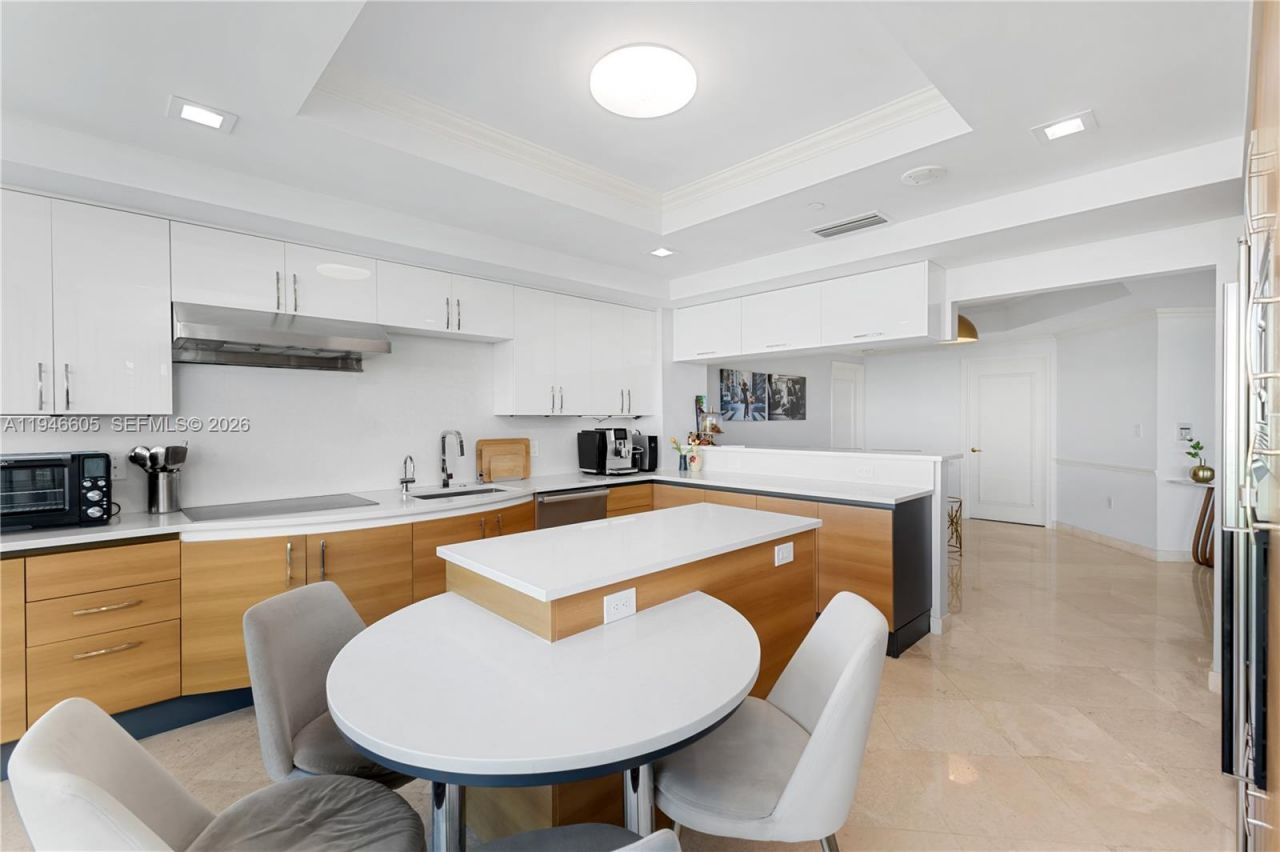 19955 NE 38th Ct, Unit 1101, Aventura, FL 33180 Photo