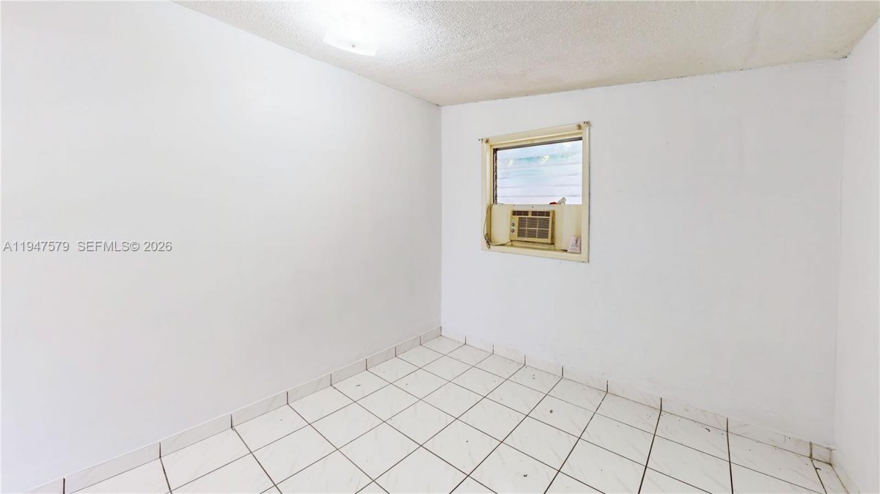 151 W 44th St, Hialeah, FL 33012 Photo