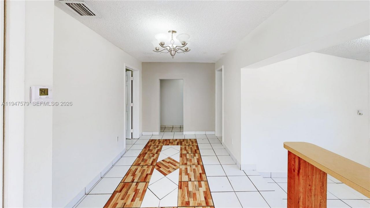 151 W 44th St, Hialeah, FL 33012 Photo