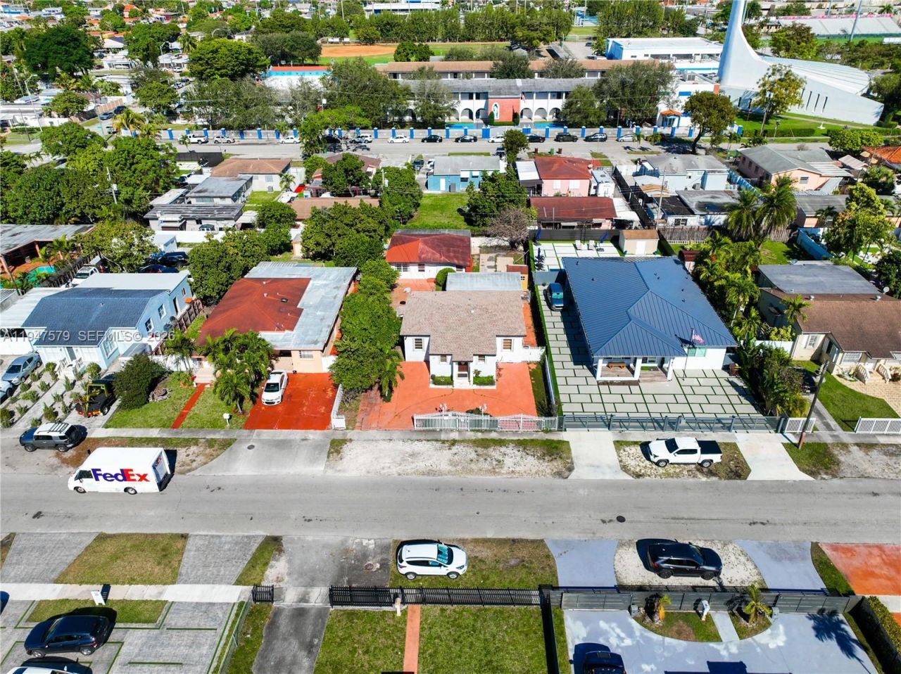 151 W 44th St, Hialeah, FL 33012 Photo