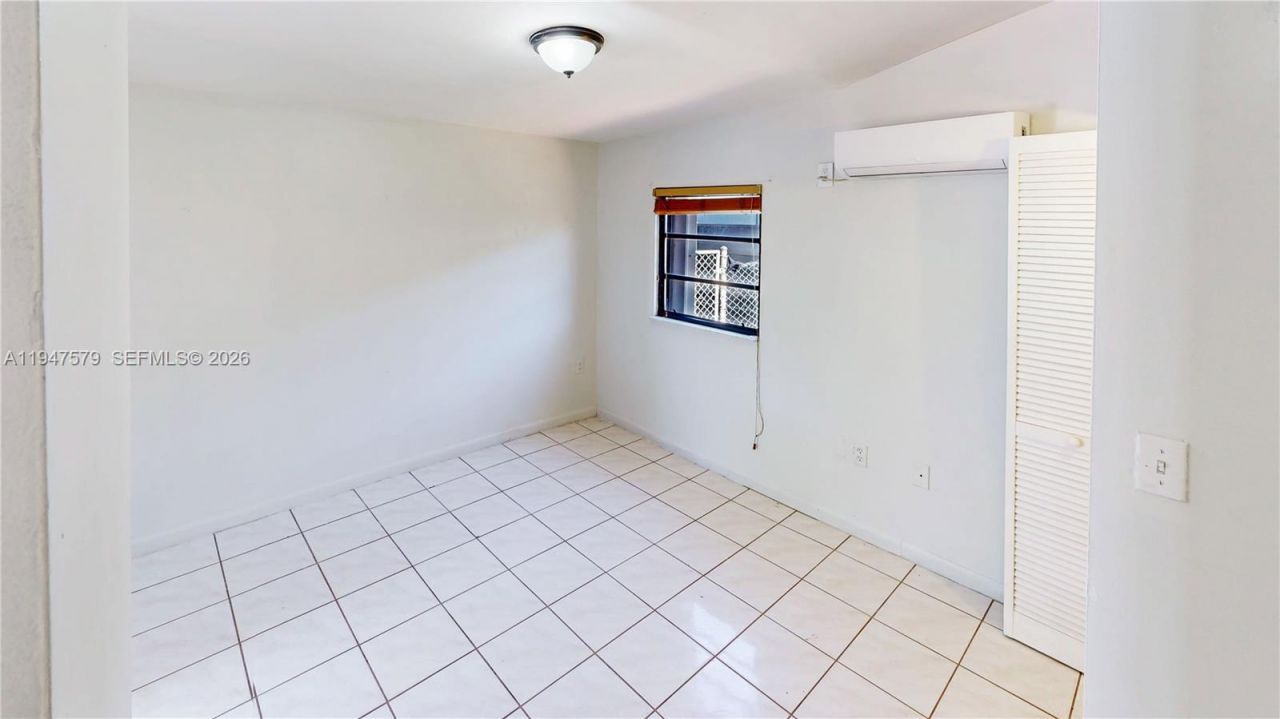 151 W 44th St, Hialeah, FL 33012 Photo