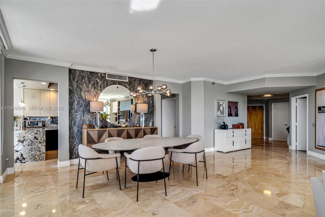 21150 Point Pl, Unit 702, Aventura, FL 33180 Photo