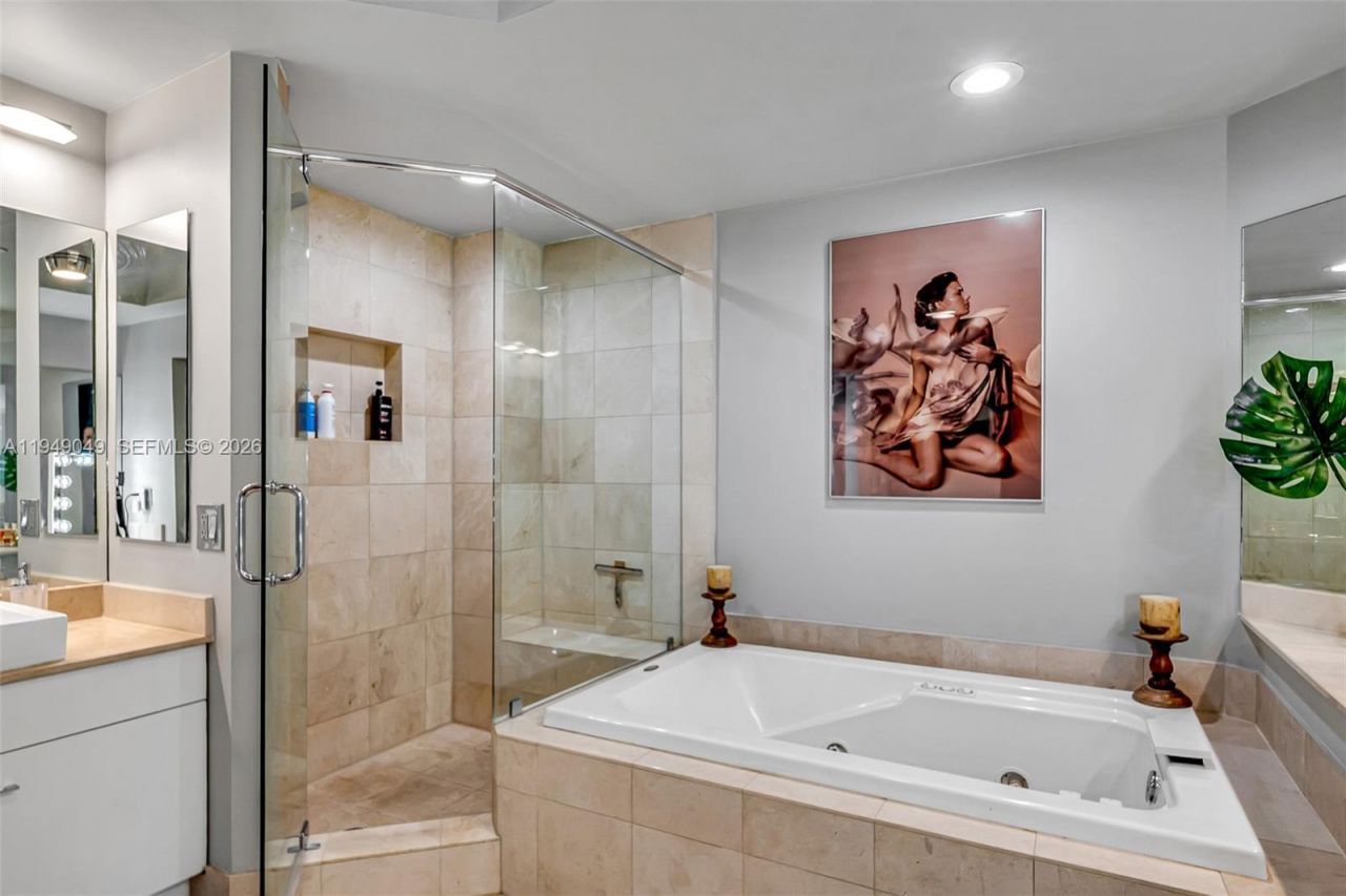21150 Point Pl, Unit 702, Aventura, FL 33180 Photo