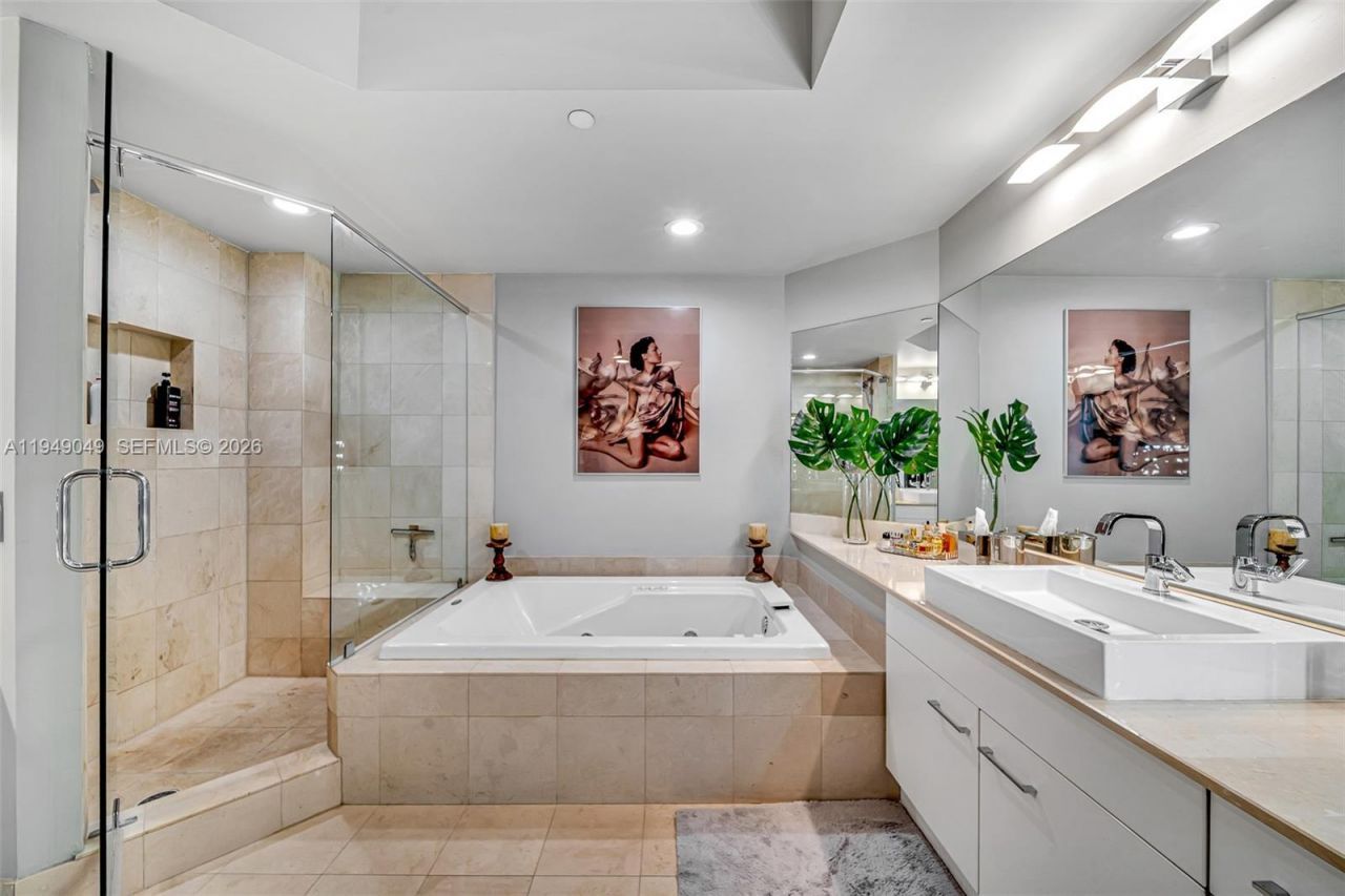 21150 Point Pl, Unit 702, Aventura, FL 33180 Photo