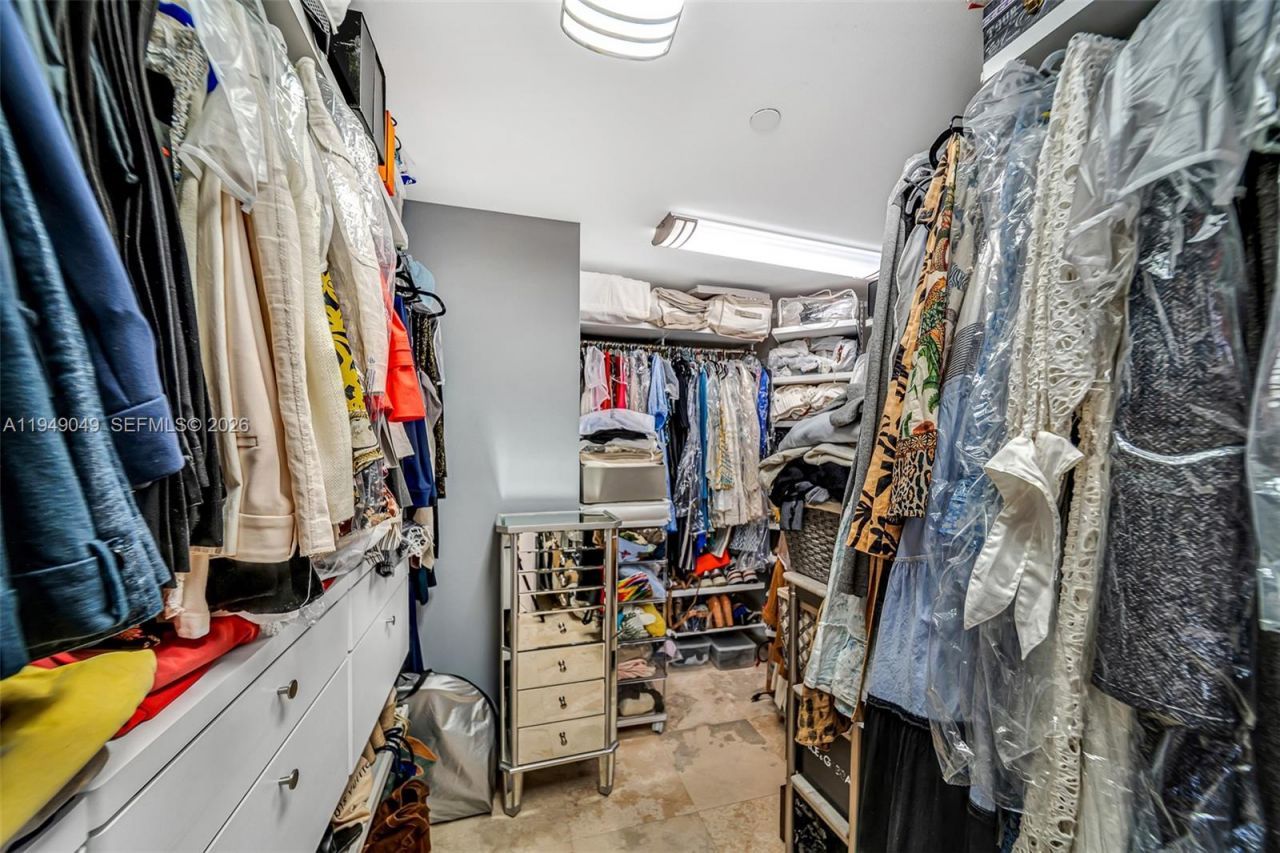 21150 Point Pl, Unit 702, Aventura, FL 33180 Photo