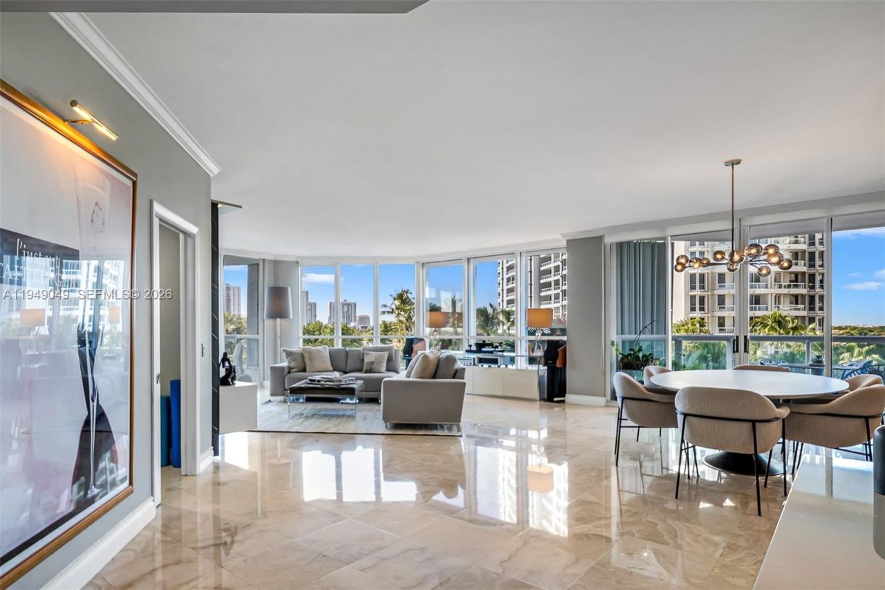 21150 Point Pl, Unit 702, Aventura, FL 33180 Photo