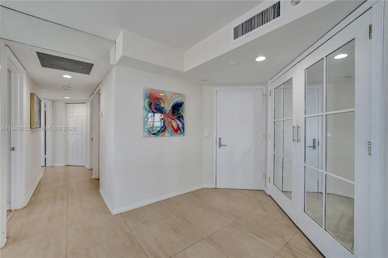 3500 Mystic Pointe Dr , Unit 3601, Aventura, FL 33180 Photo