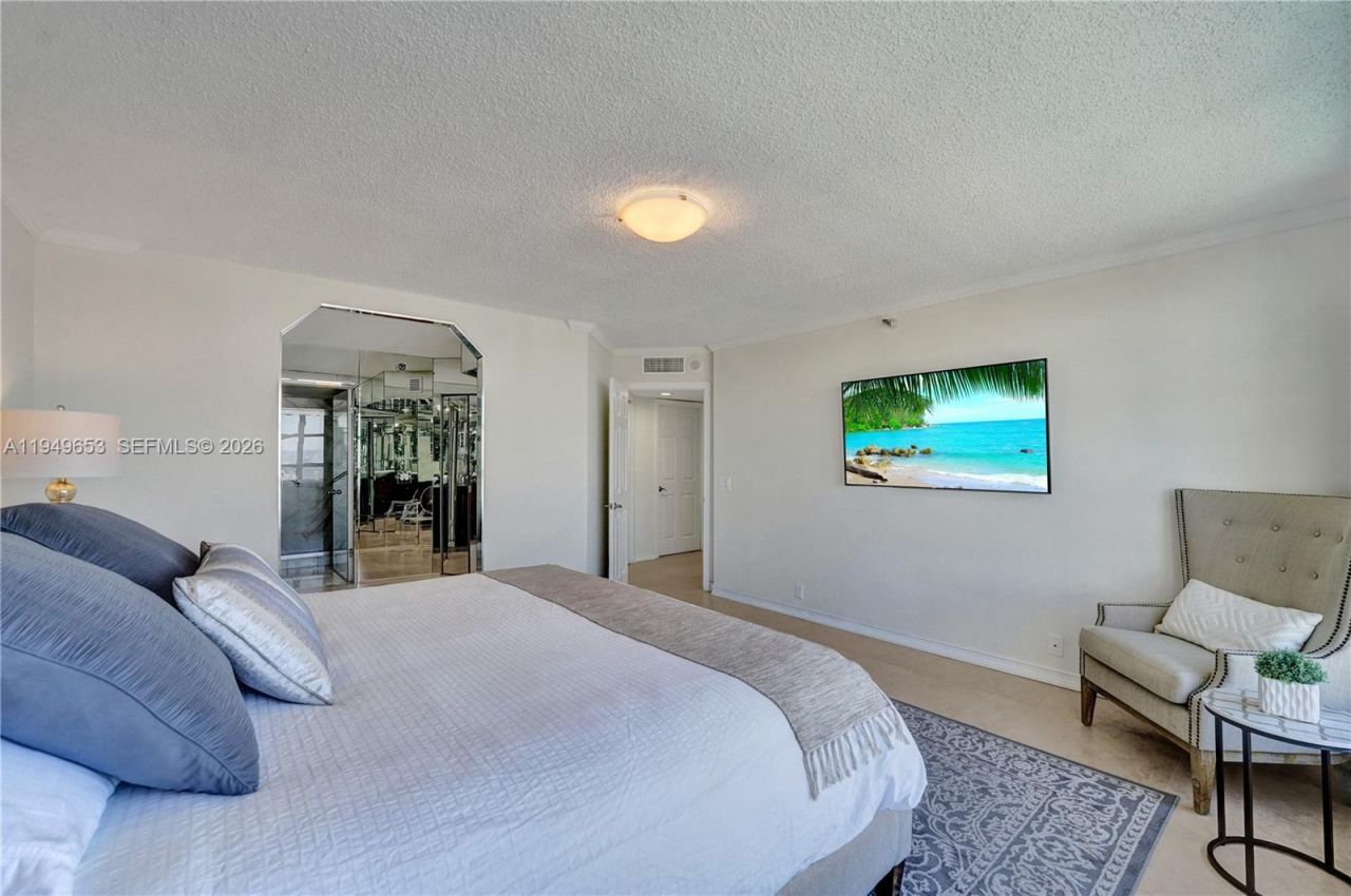 3500 Mystic Pointe Dr , Unit 3601, Aventura, FL 33180 Photo