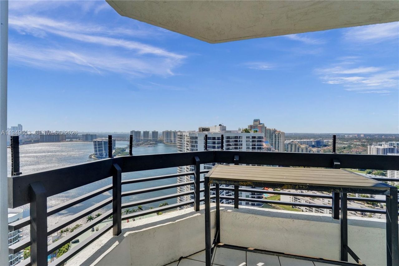 3500 Mystic Pointe Dr , Unit 3601, Aventura, FL 33180 Photo