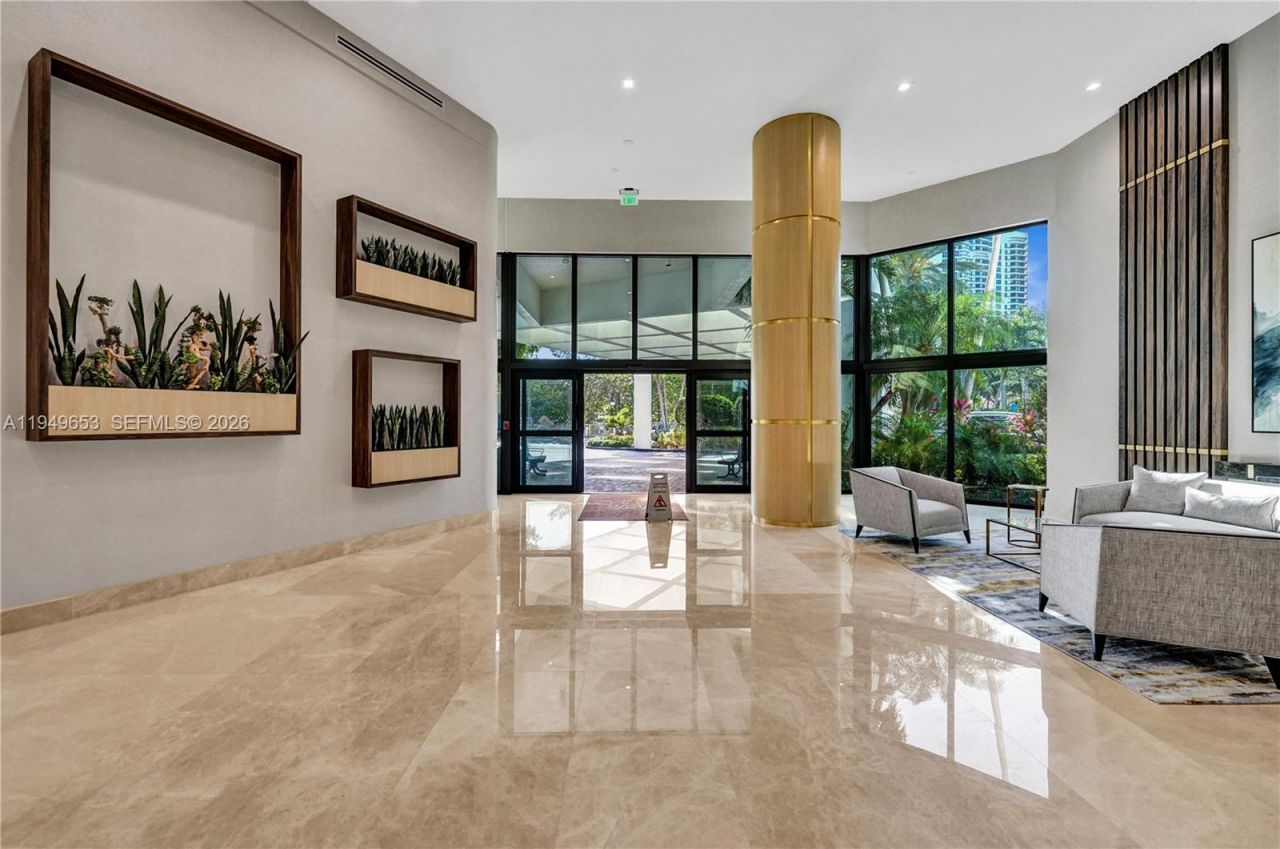 3500 Mystic Pointe Dr , Unit 3601, Aventura, FL 33180 Photo