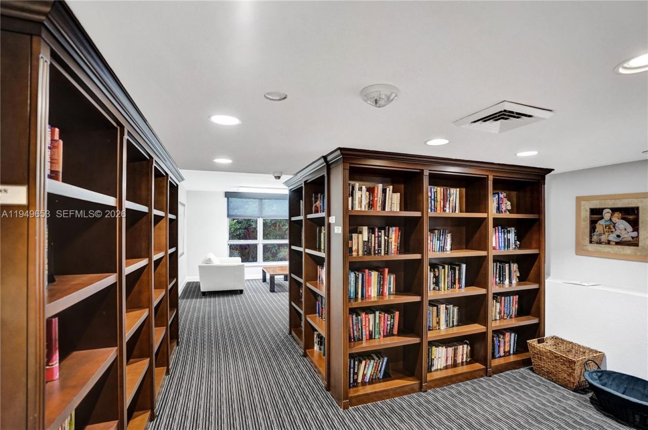 3500 Mystic Pointe Dr , Unit 3601, Aventura, FL 33180 Photo