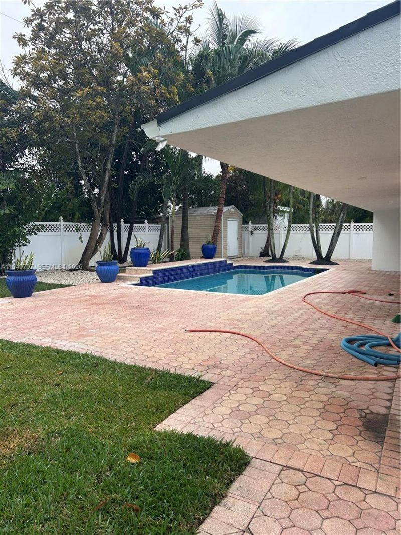 Please Call For Address, Miami, FL 33165 Photo