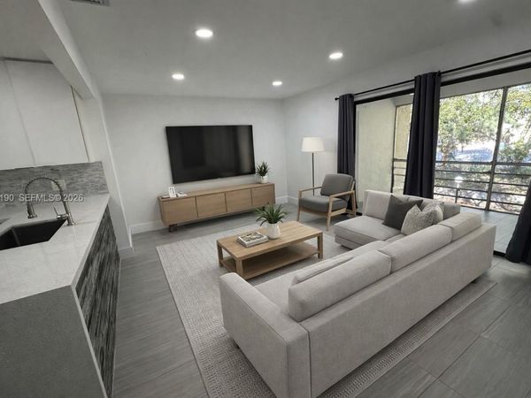 3199 Coral Hills Dr, Unit 4, Coral Springs, FL 33065