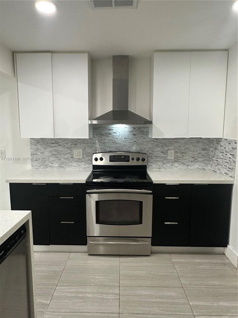 3199 Coral Hills Dr, Unit 4, Coral Springs, FL 33065 Photo